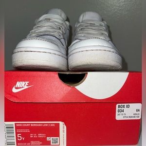 Nike Boys size 5 !!!MUST GO!!!